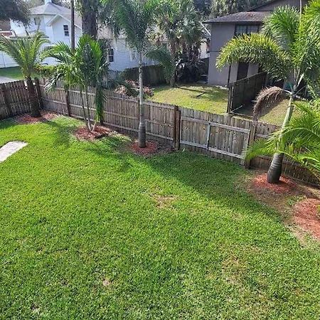 Cozy Cute Bungalow Steps From Swan Lake Morton Villa Lakeland Exterior foto