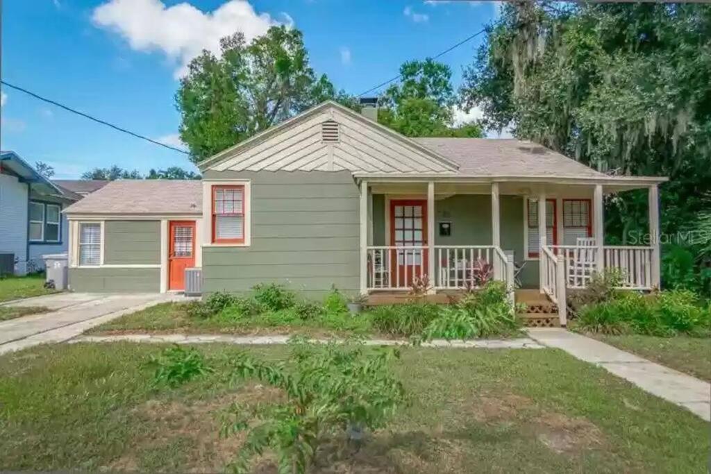 Cozy Cute Bungalow Steps From Swan Lake Morton Villa Lakeland Exterior foto