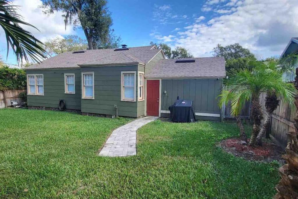 Cozy Cute Bungalow Steps From Swan Lake Morton Villa Lakeland Exterior foto